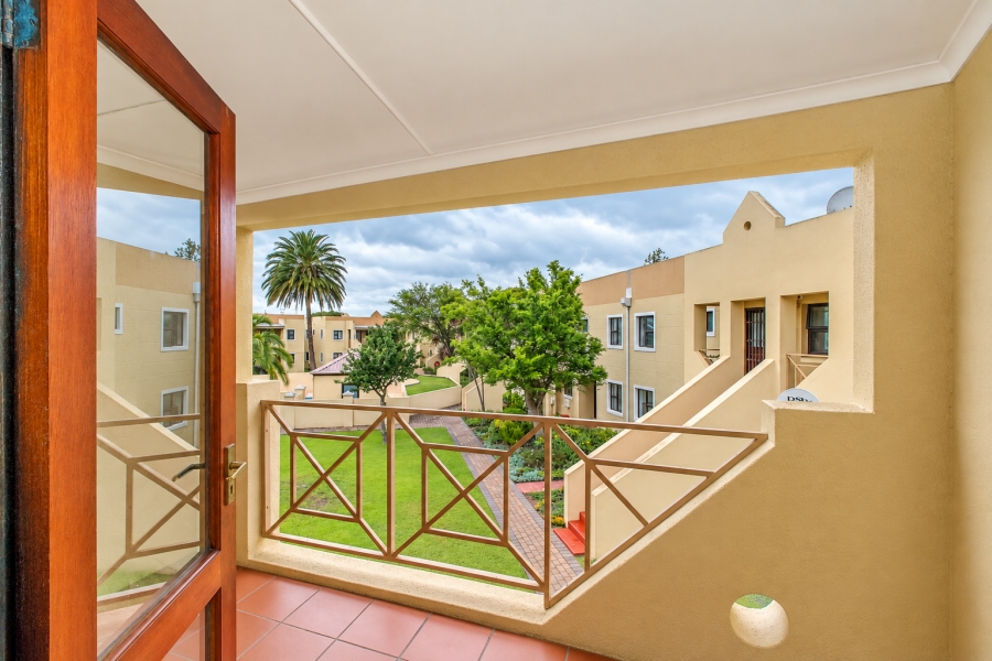 2 Bedroom Property for Sale in Kenilworth Western Cape